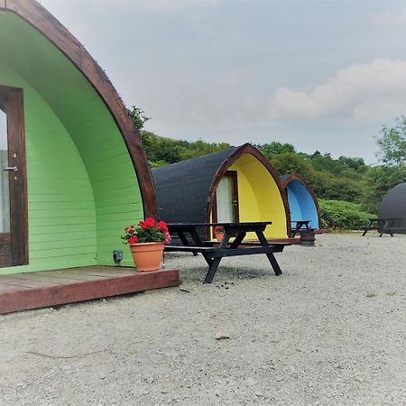 Rostrevor Mountain Lodge - Glamping Pods - Revive Sauna & Hot Tubs エクステリア 写真
