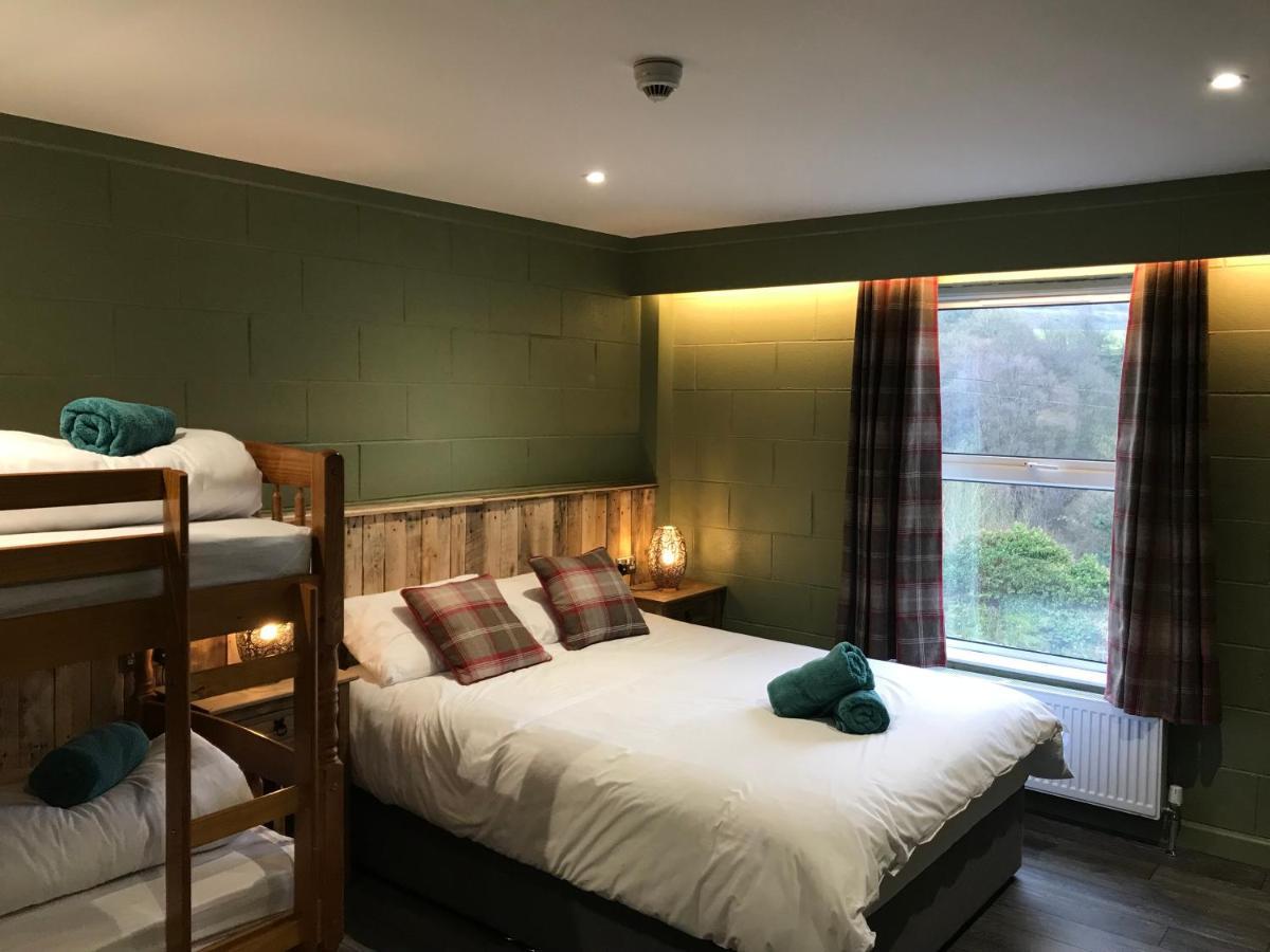 Rostrevor Mountain Lodge - Glamping Pods - Revive Sauna & Hot Tubs エクステリア 写真
