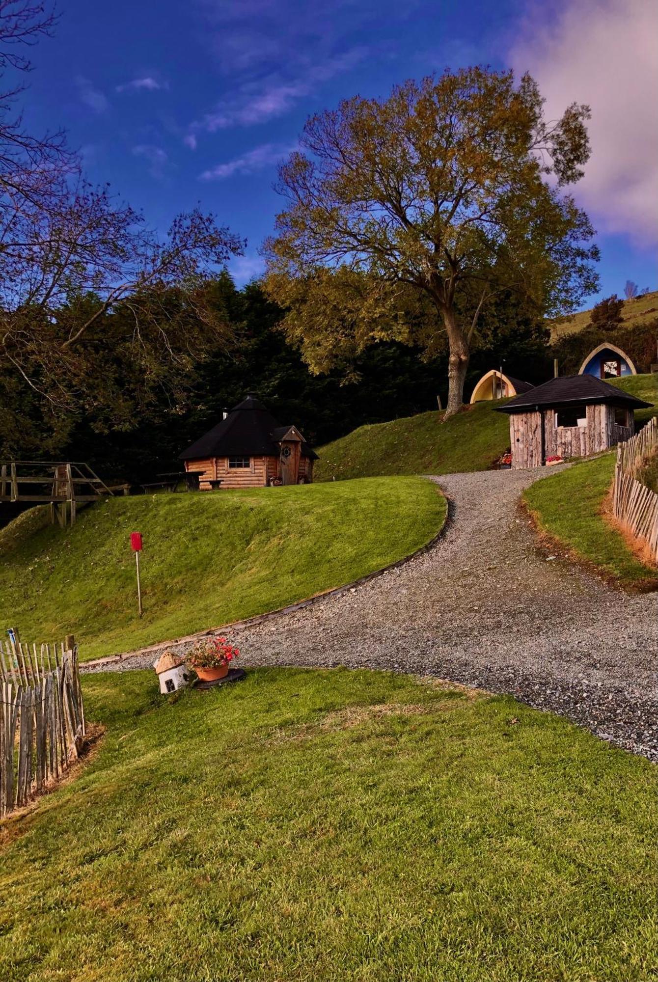 Rostrevor Mountain Lodge - Glamping Pods - Revive Sauna & Hot Tubs エクステリア 写真