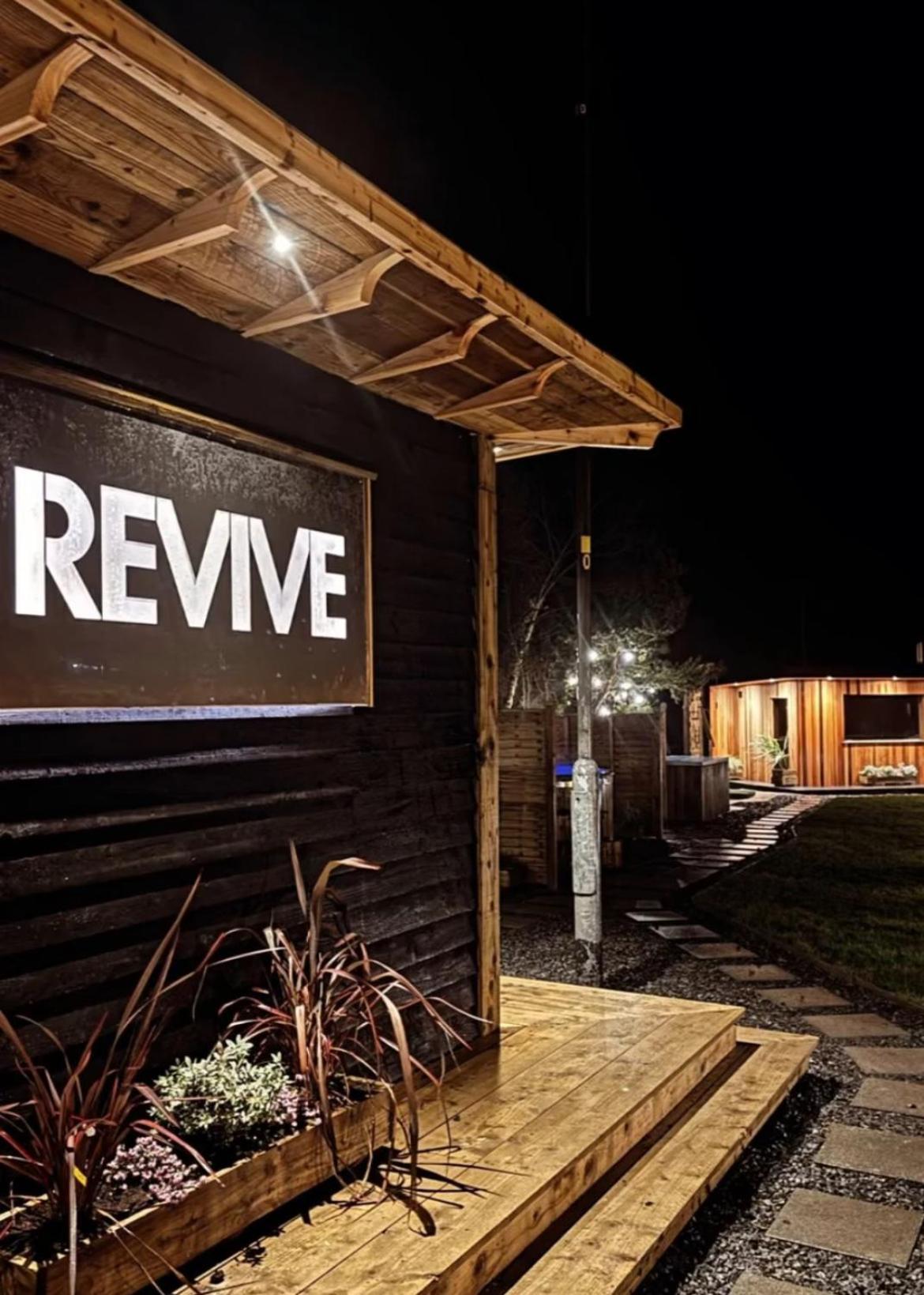 Rostrevor Mountain Lodge - Glamping Pods - Revive Sauna & Hot Tubs エクステリア 写真